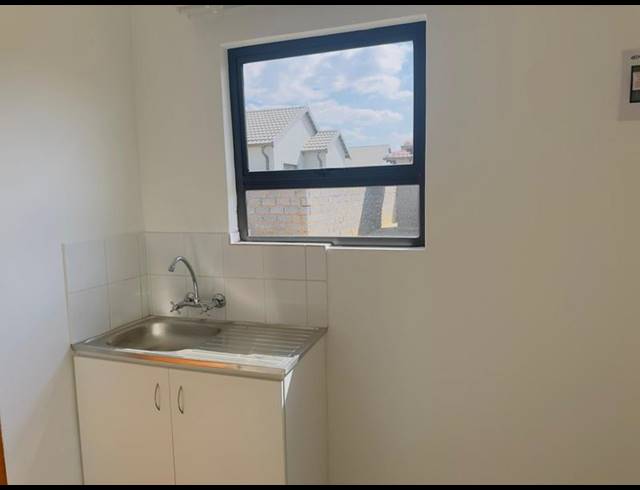 3 BEDROOM HOUSE FOR SALE IN WINDMILL PARK